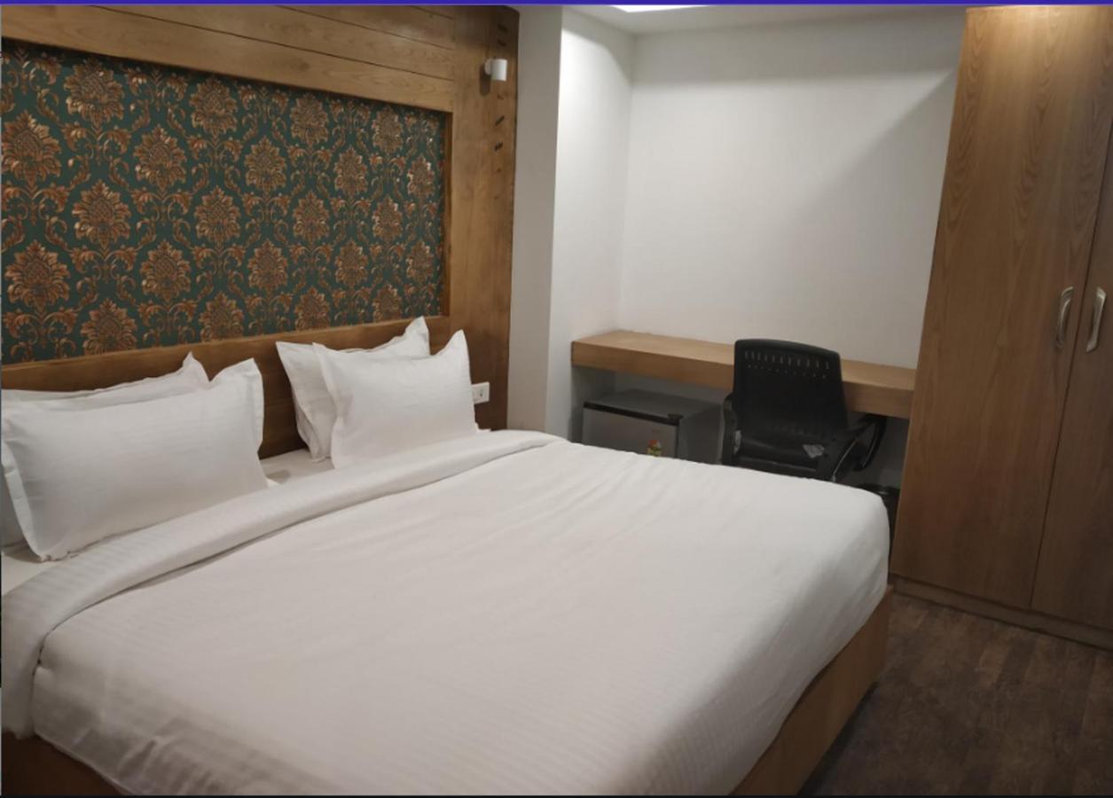 Yashshree Mussoorie Mall Road Luaran gambar